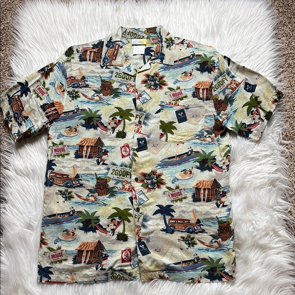 Disney Tropical Print With Disney Characters , Short Sleeve Shirt, Size Small - Picture 1 of 10